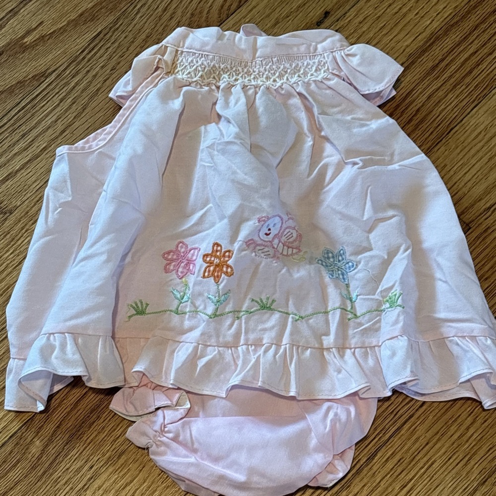 Samara Brothers Dress Smocked 3-6‎ months Flowers Embroidered Ruffle Baby